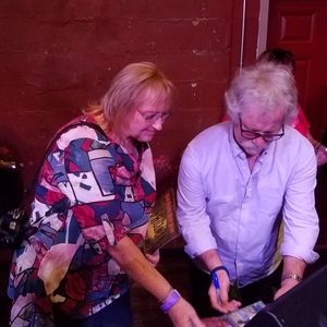 Meet your Posher, Debbie